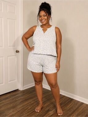 Sleeveless Blue & White Printed Set - Women